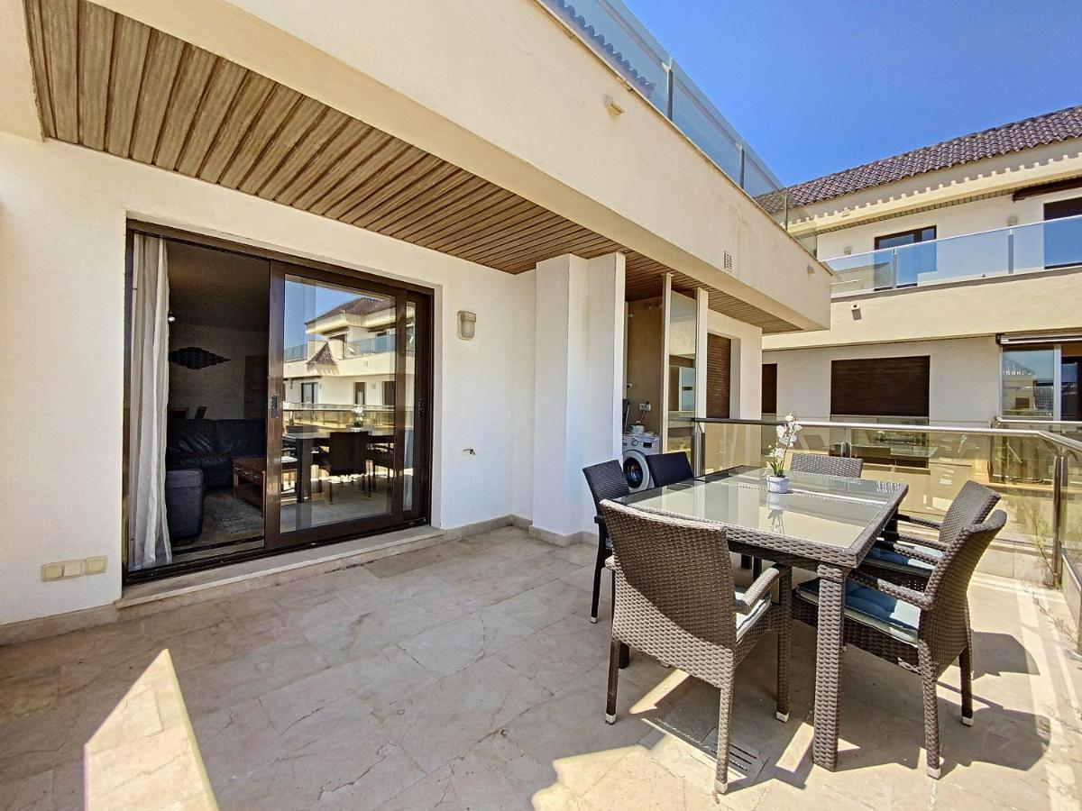 Lovely Apartment With Pool & Sea Views - Marina Del Castillo 2129 Manilva Zewnętrze zdjęcie