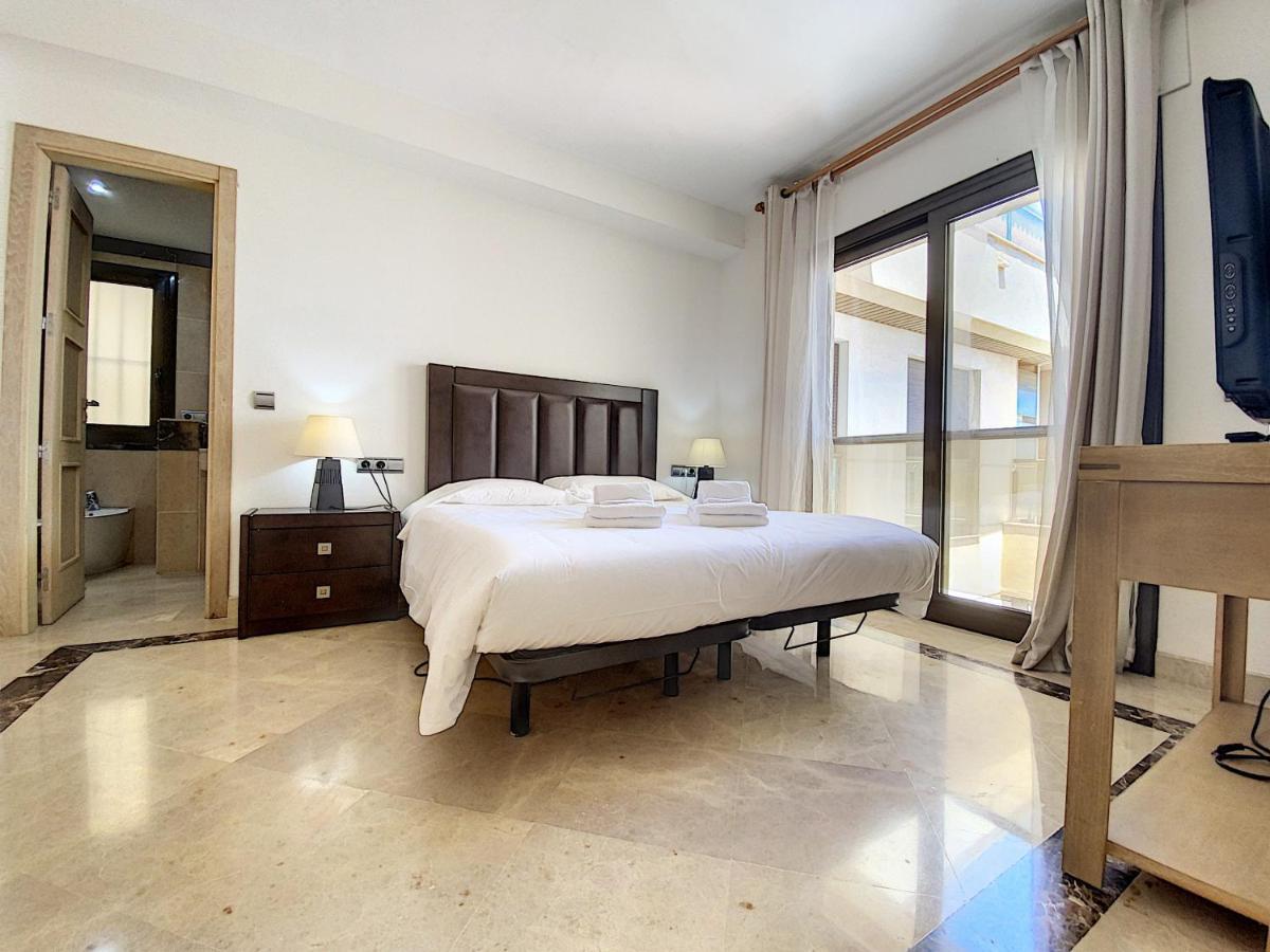 Lovely Apartment With Pool & Sea Views - Marina Del Castillo 2129 Manilva Zewnętrze zdjęcie